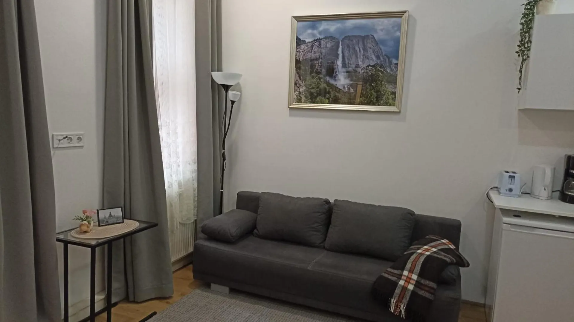 M&M Apartment Budapest House