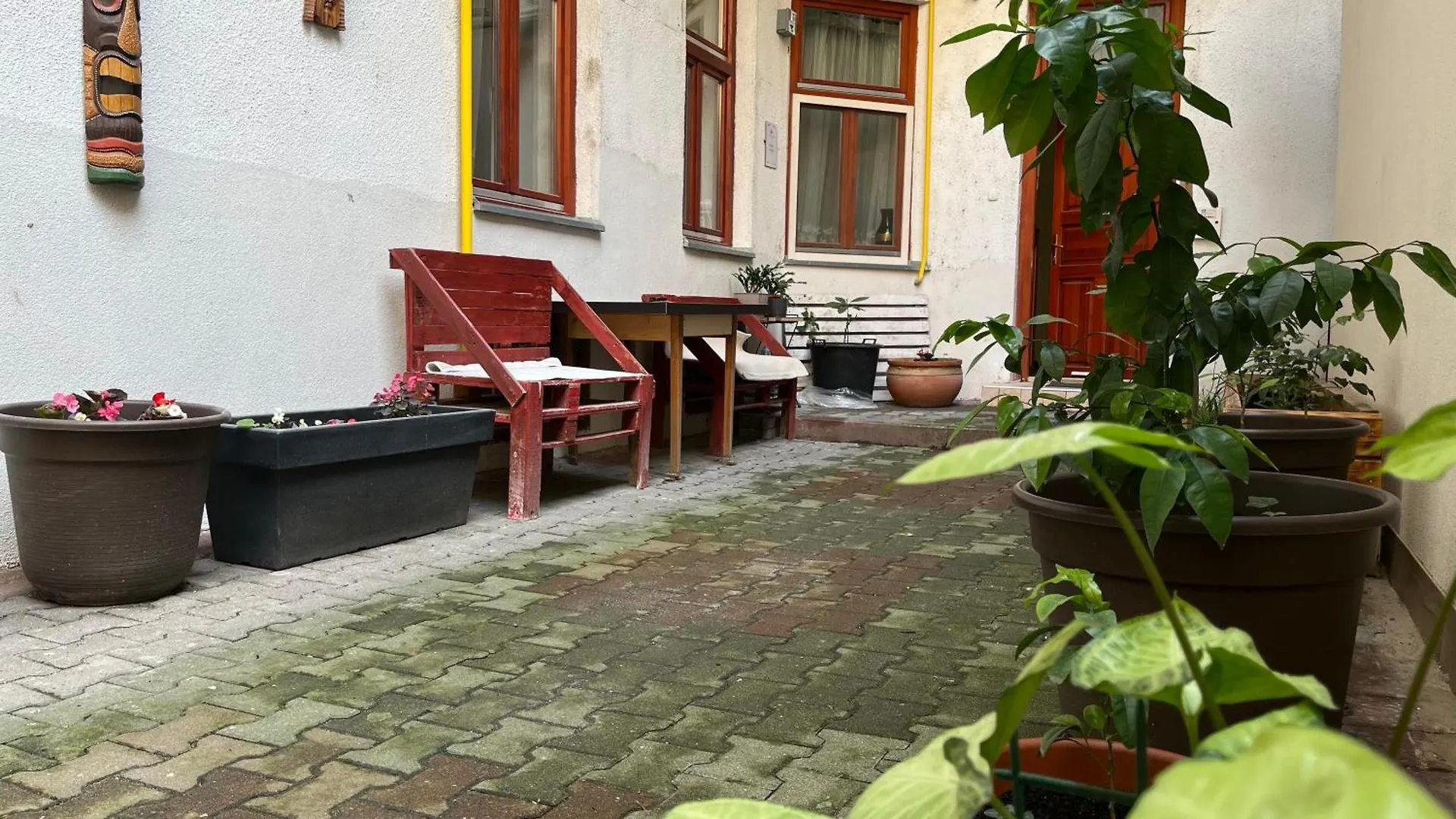 M&M Apartment Budapest House